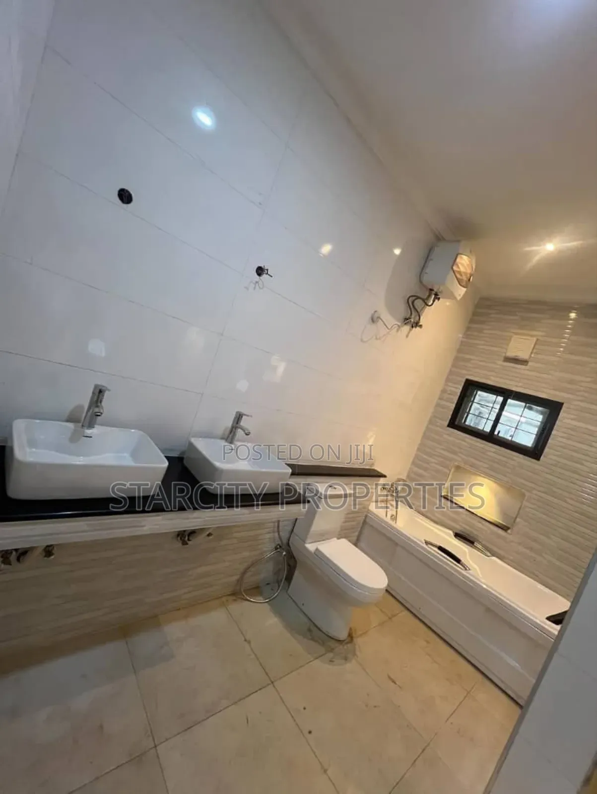 Furnished 3bdrm Townhouse/Terrace in Secured Estate, Durumi for sale in Durumi