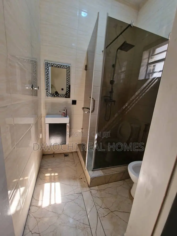 4bdrm Duplex in Osapa London for rent in Osapa london