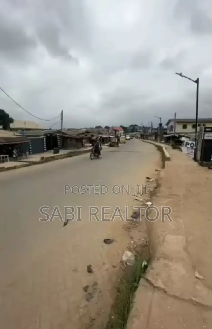Mixed-Used Land With an Uncompleted Building at Joke-Ayo for Sale in Alagbado