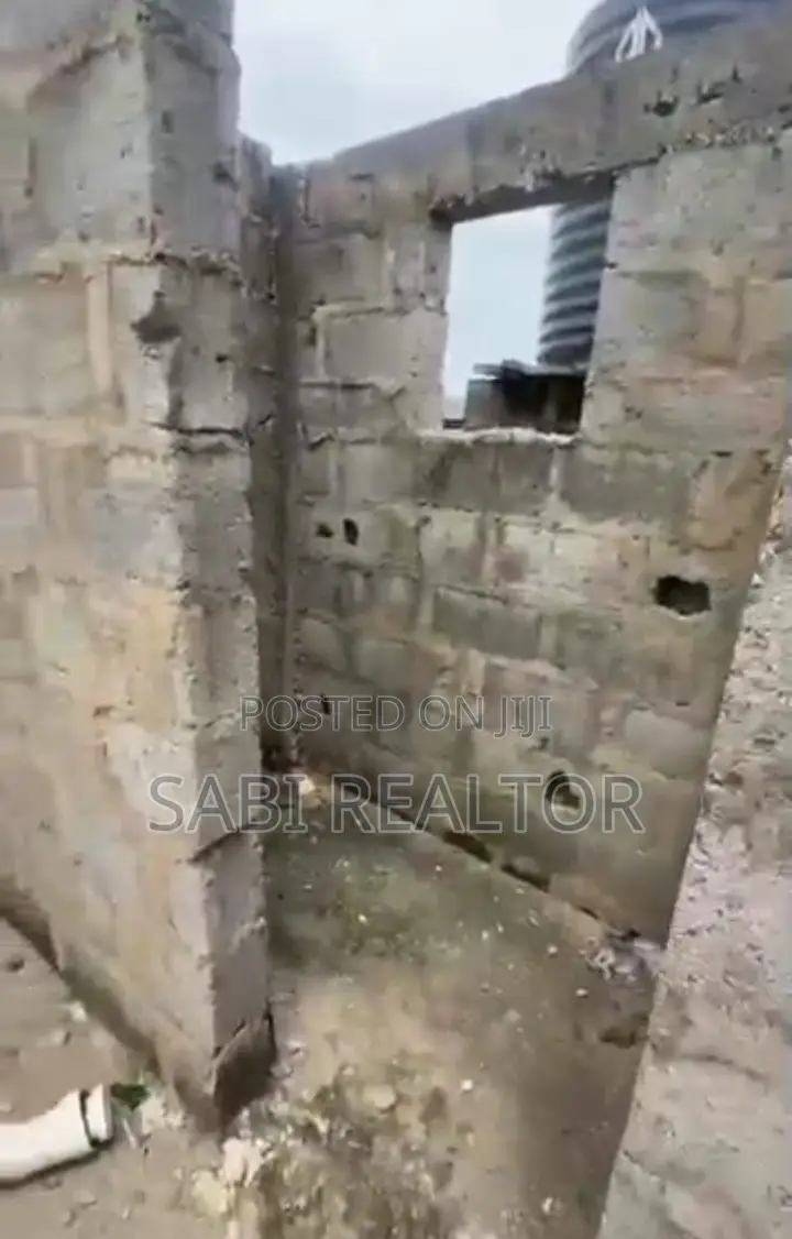 Mixed-Used Land With an Uncompleted Building at Joke-Ayo for Sale in Alagbado