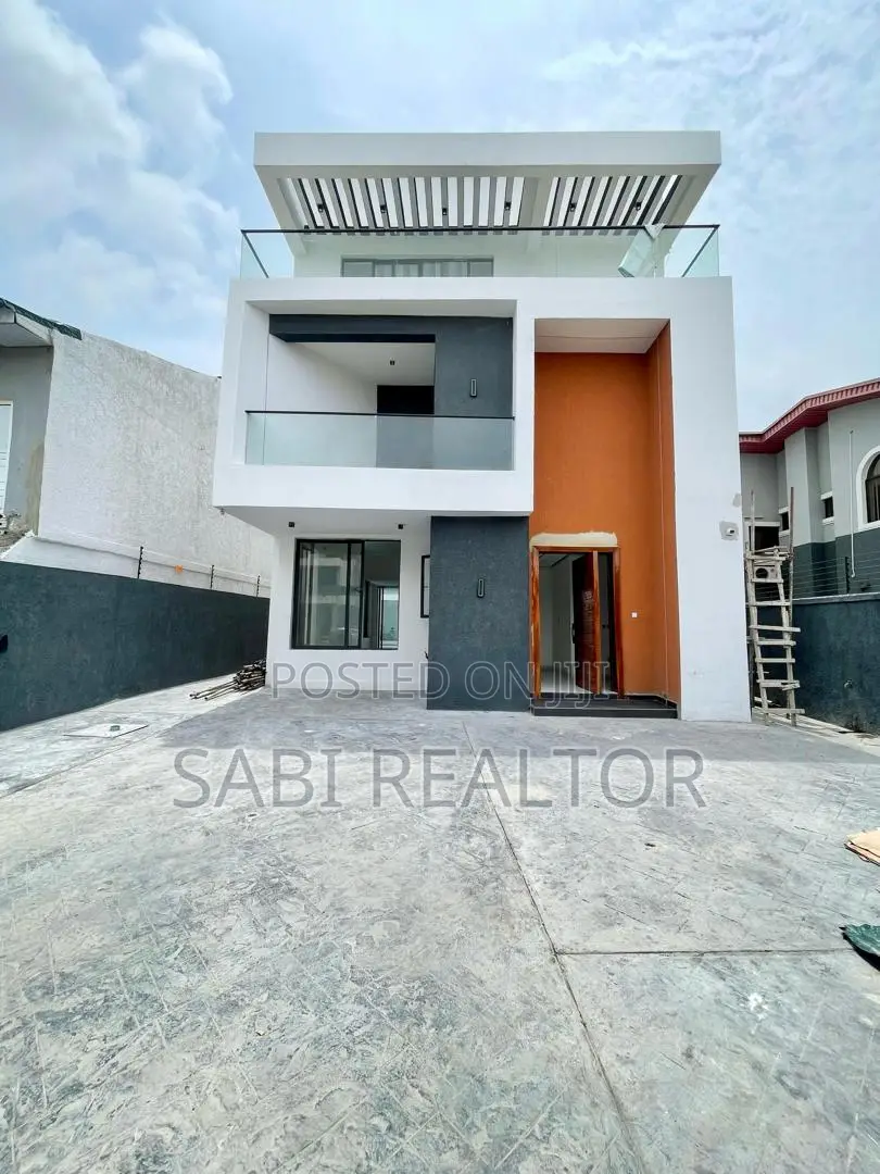 Furnished 5bdrm Duplex in Lekki Phase 1 for sale in Lekki Phase 1