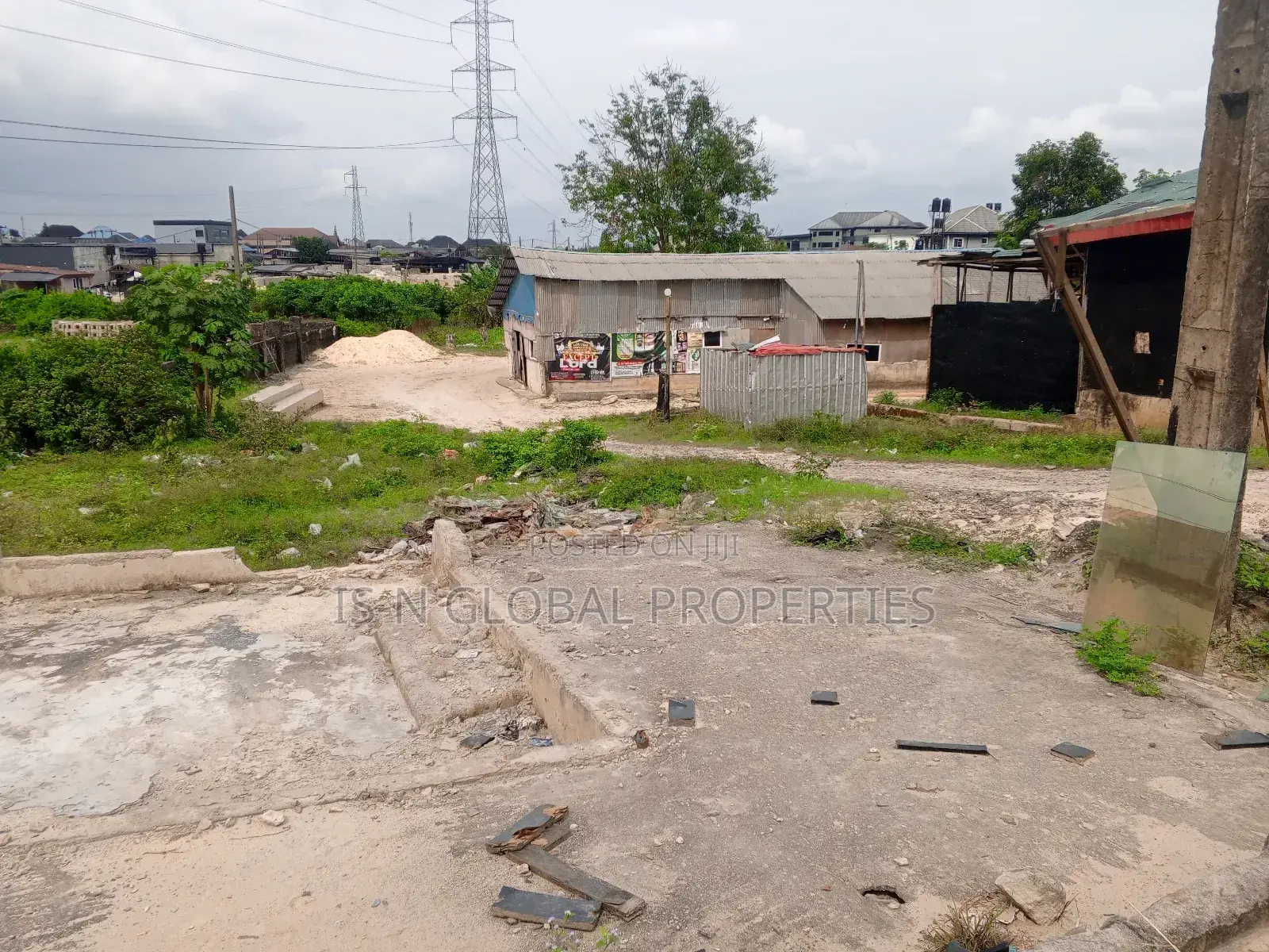 Land for Sale in Uvwie