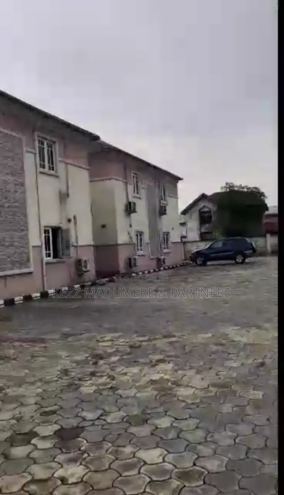 8bdrm Block of Flats in Woji , Port Harcourt for sale in Port-Harcourt