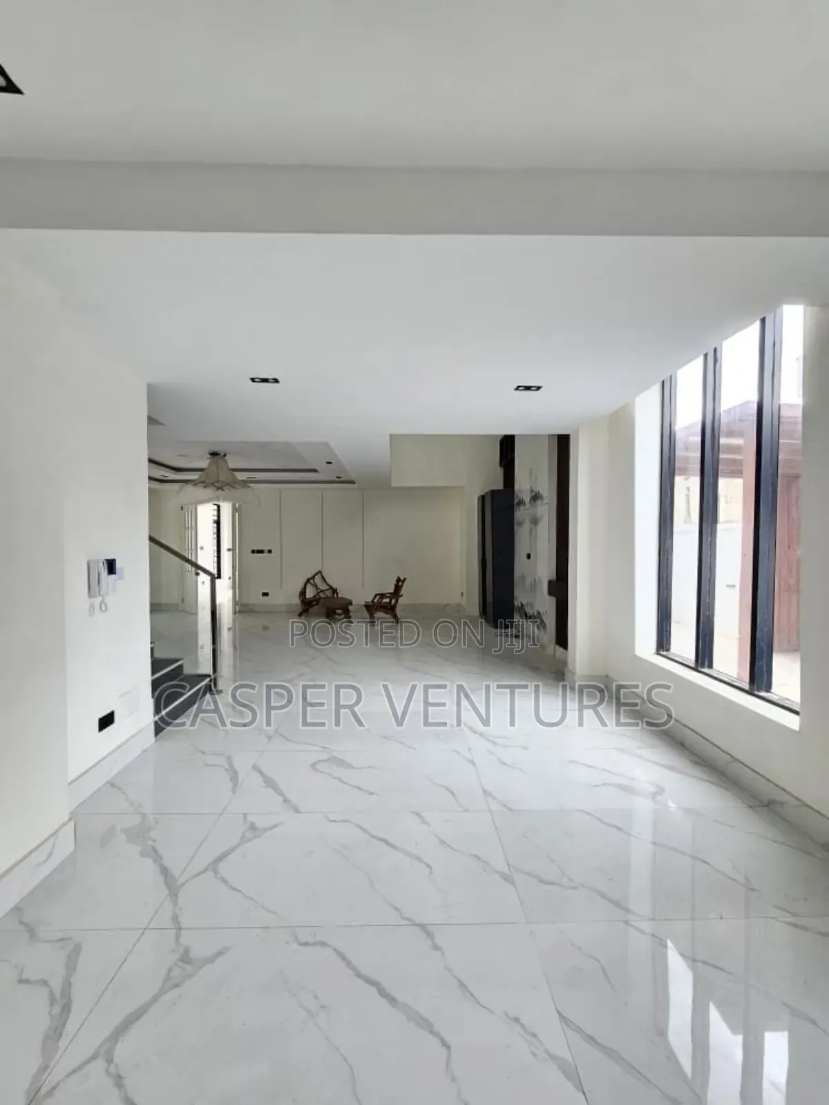5bdrm Duplex in Fola Osibo, Lekki Phase 1 for sale in Lekki Phase 1