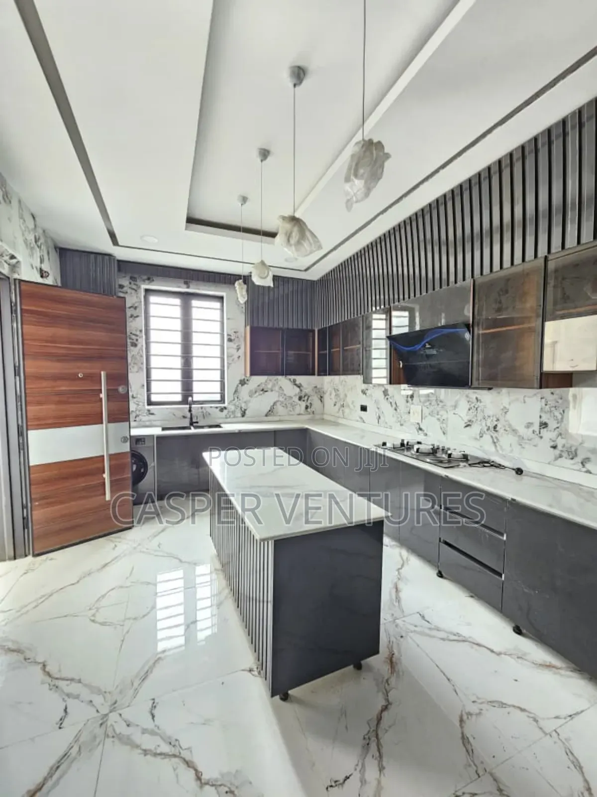5bdrm Duplex in Fola Osibo, Lekki Phase 1 for sale in Lekki Phase 1