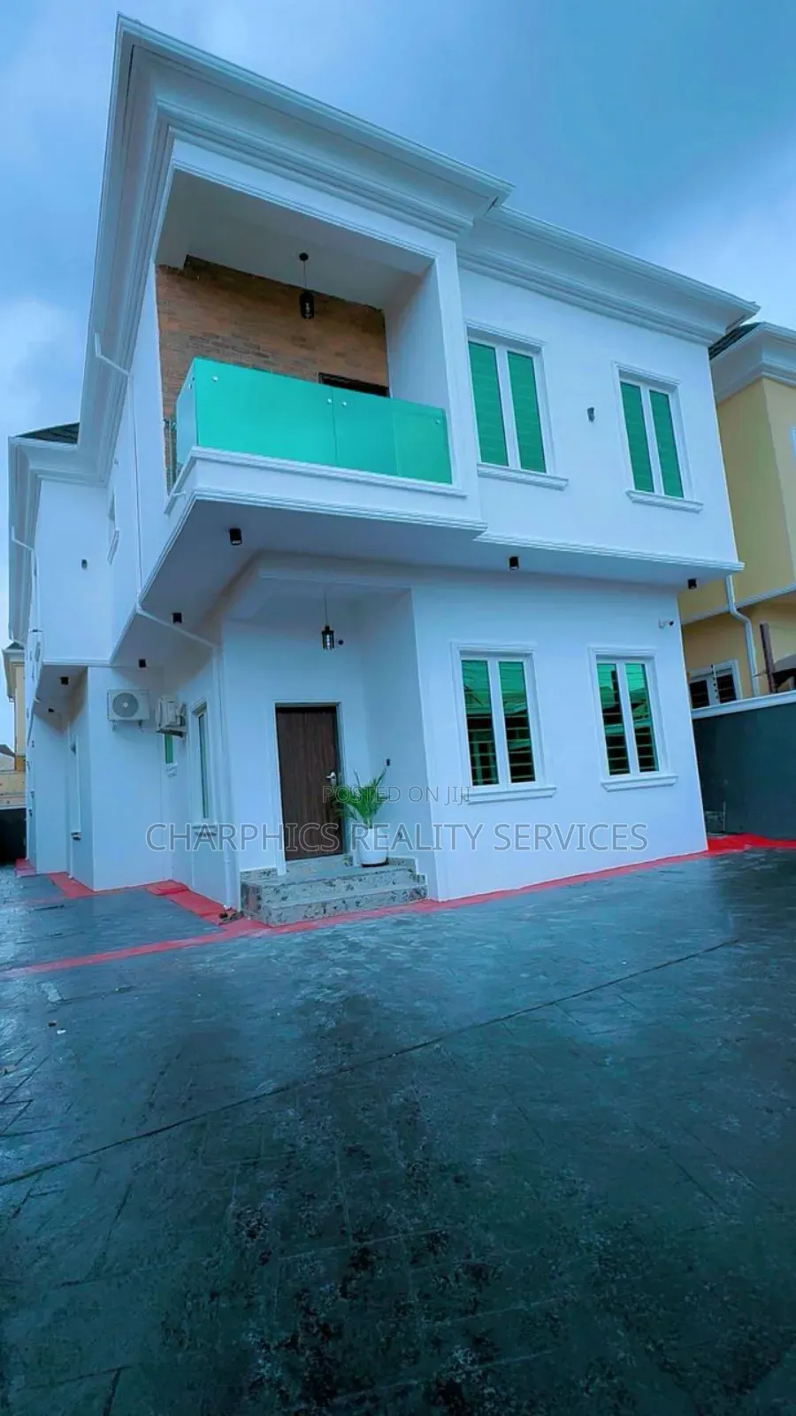 4bdrm Duplex in Omole Phase 1 for sale in Omole Phase 1