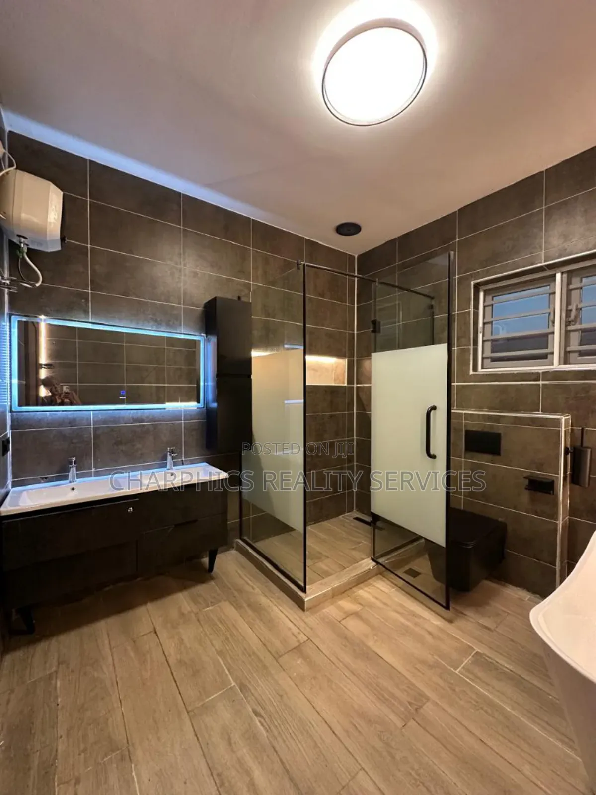 4bdrm Duplex in Omole Phase 1 for sale in Omole Phase 1