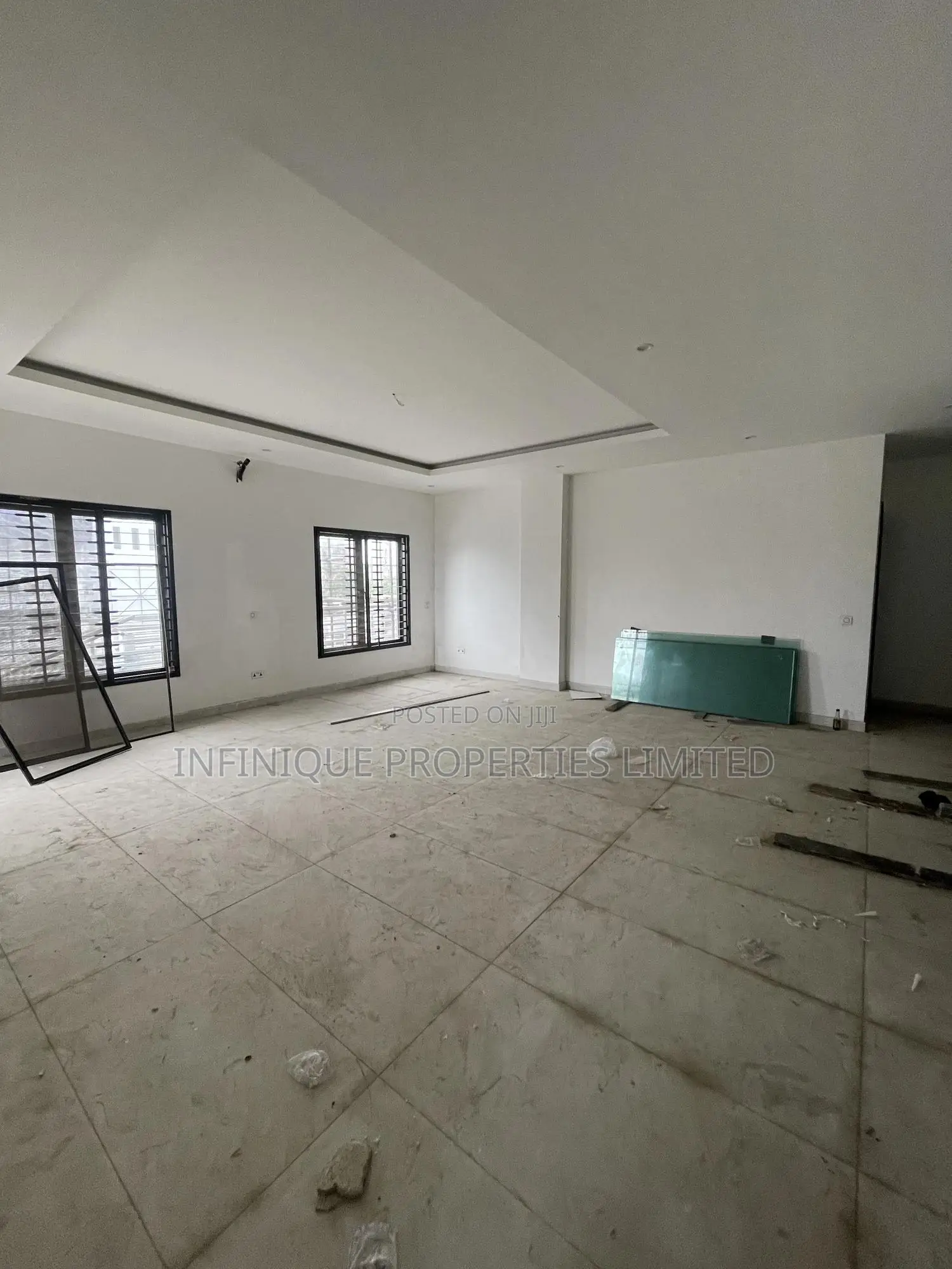3bdrm Block of Flats in Victoria Island Extension for sale in Victoria Island Extension