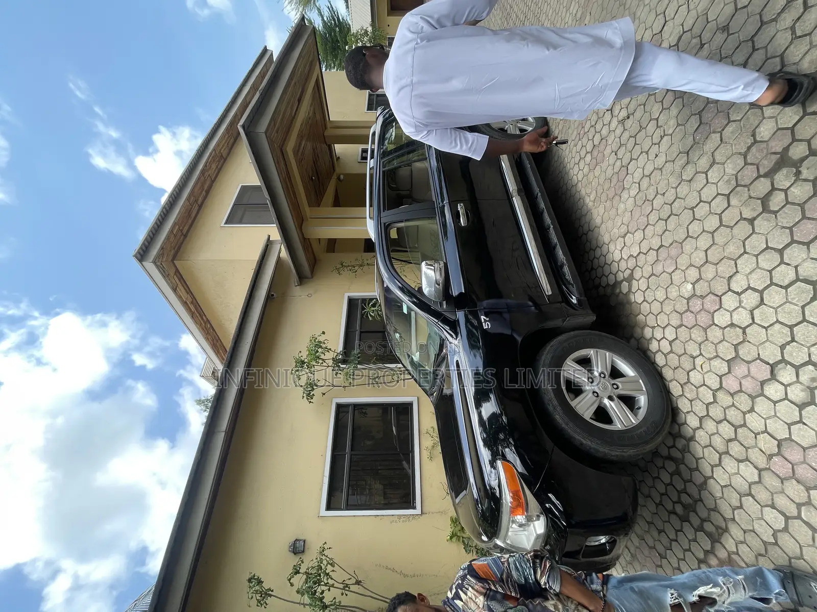 Furnished 10bdrm Mansion in Lekki Phase 1 for sale in Lekki Phase 1