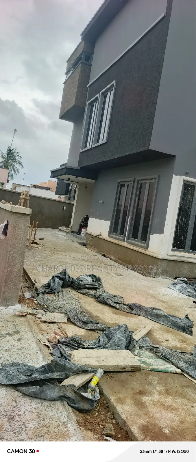4bdrm Duplex in Ikeja GRA for sale in Ikeja GRA