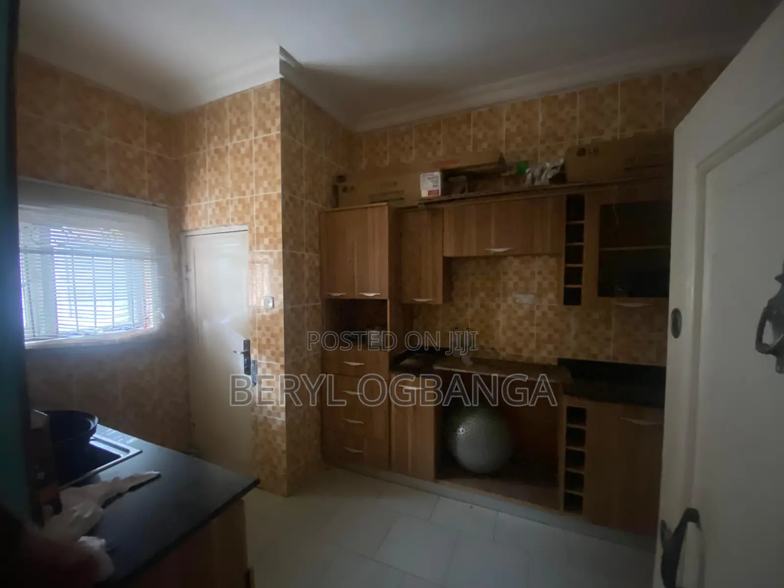 1bdrm Shared Apartment in Ikota for rent in Ikota