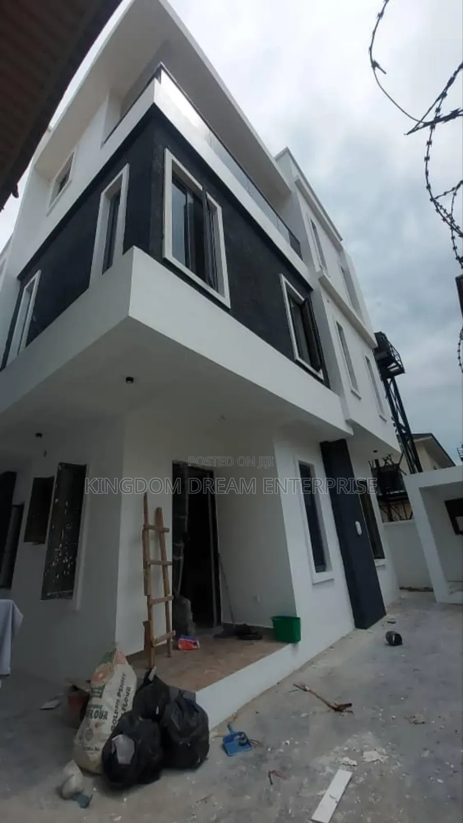 5bdrm House in Lekki Phase 1 for rent in Lekki Phase 1