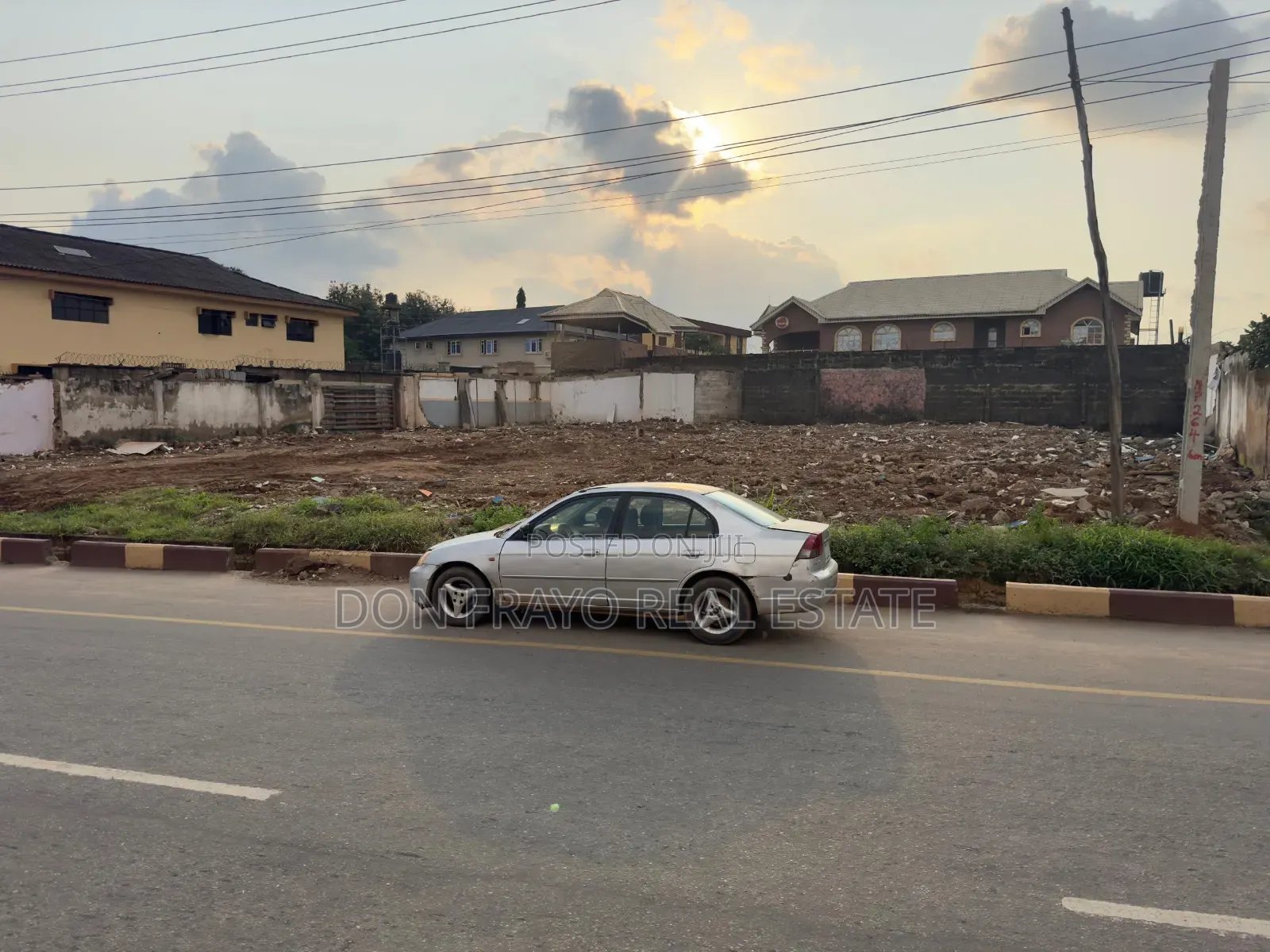 914 SQM Commercial Land for Sale at Idi-Ape Bashorun Road Ibadan in Akala Express