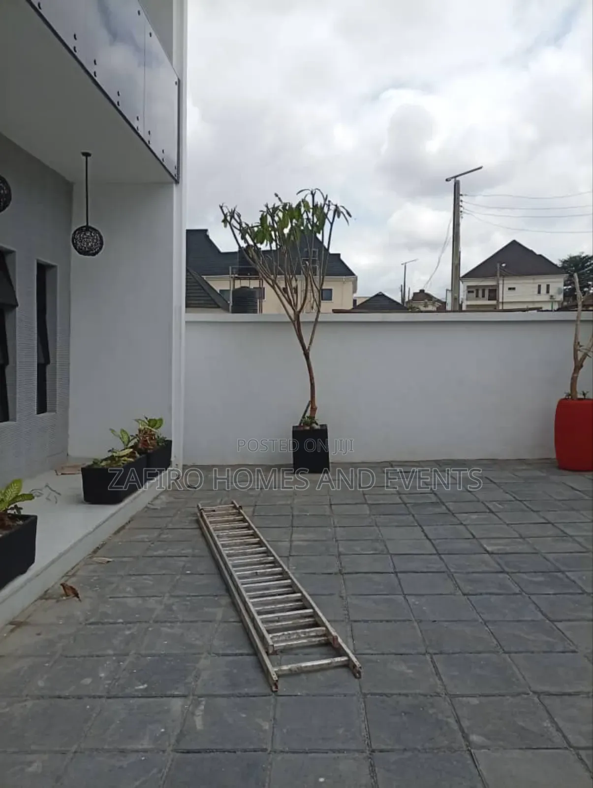 3bdrm Duplex in Kolapo Ishola G R.A, for sale in Ibadan
