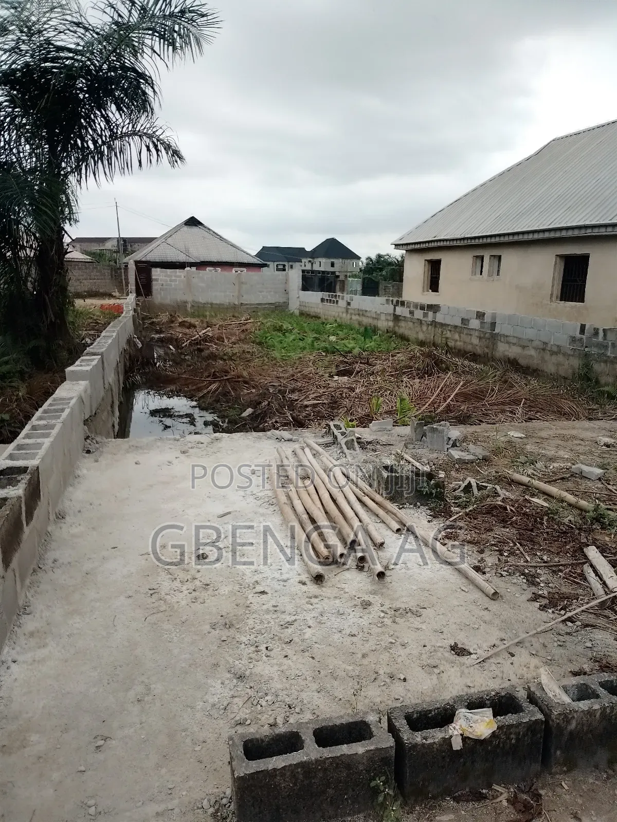 Half Plot With Foundation for Sale in Iseri Olofin