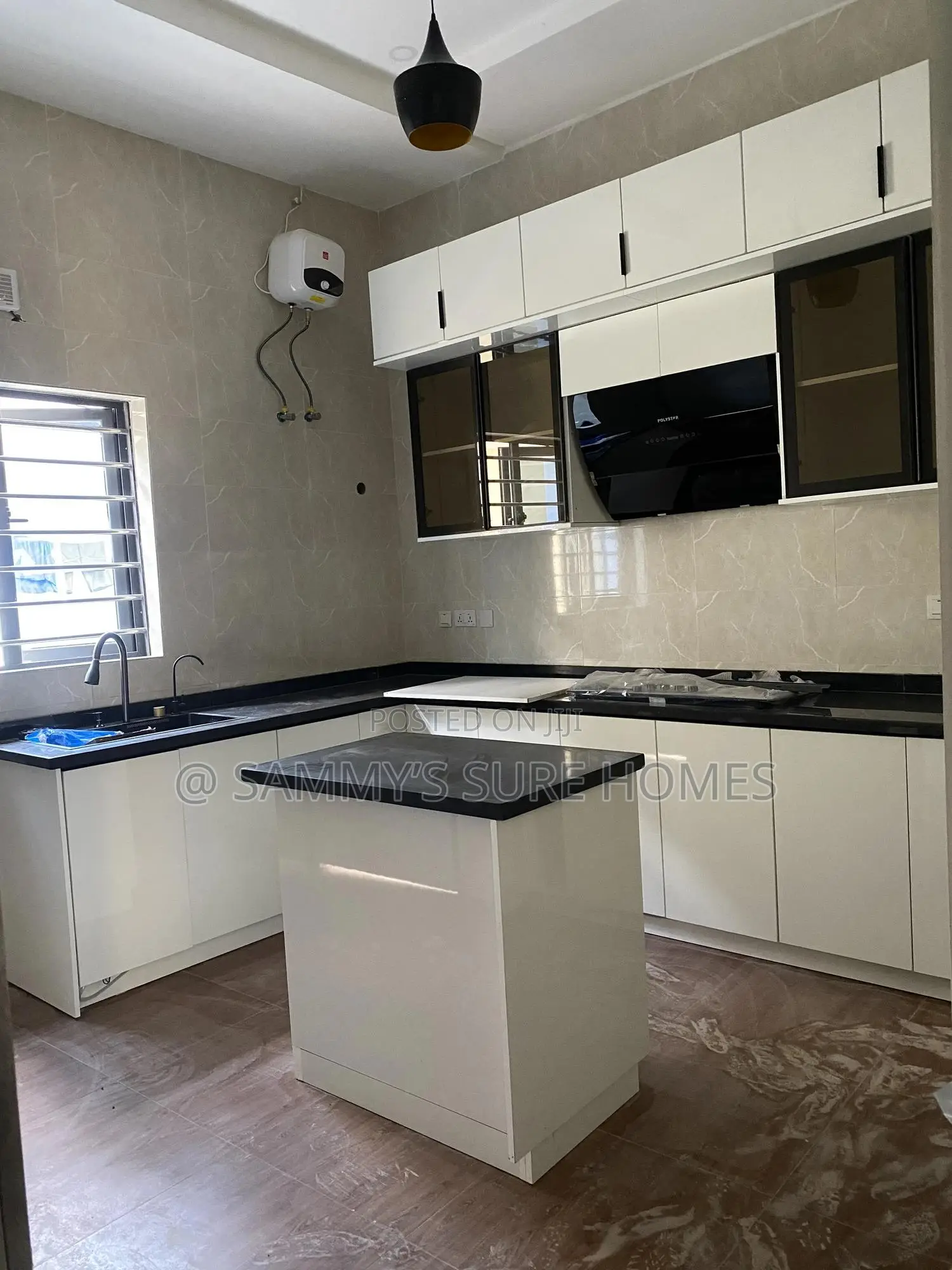 3bdrm Bungalow in Efab Queens Estate for sale in Gwarinpa