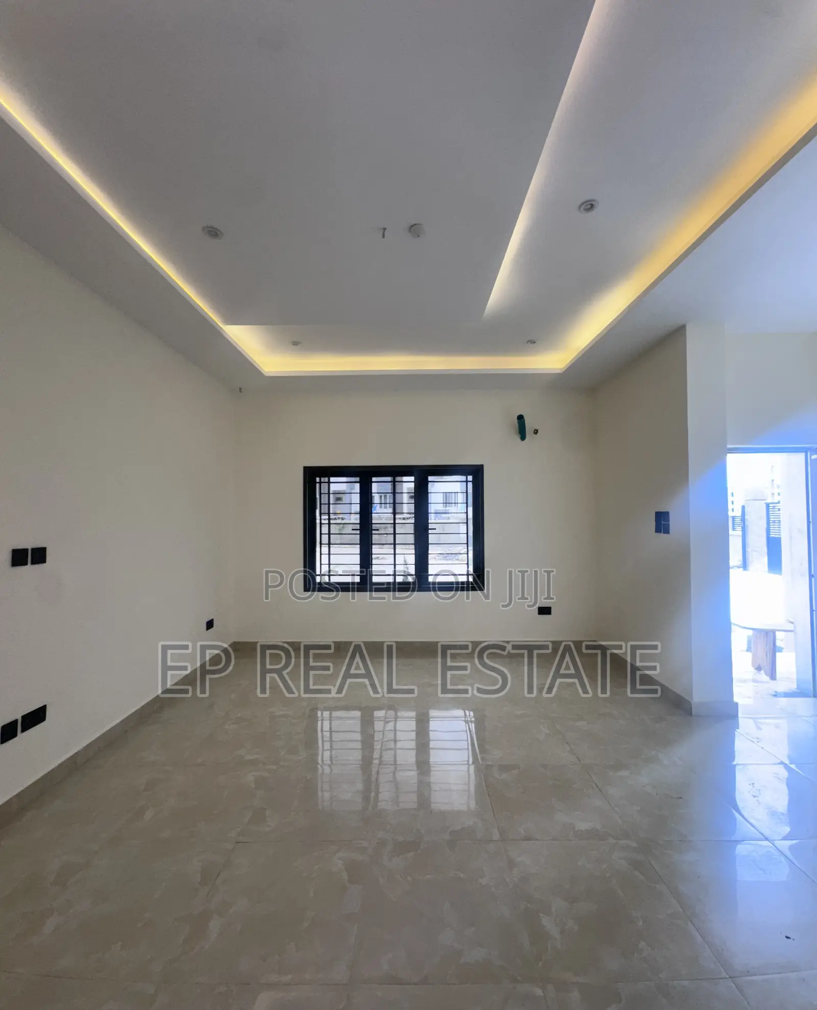 4bdrm Townhouse/Terrace in Jahi for sale in Jahi