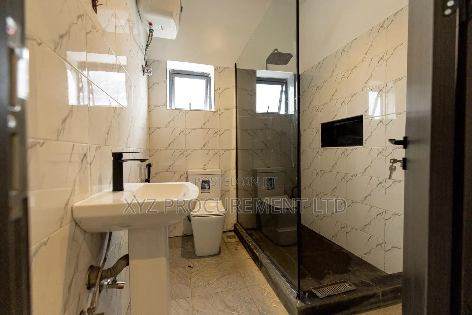 5bdrm Duplex in Guzape District for sale in Guzape District