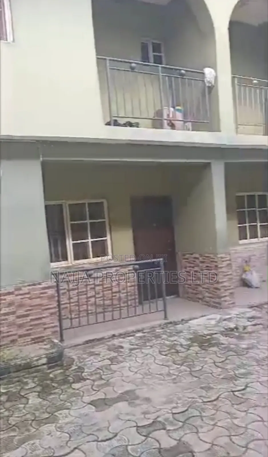 3bdrm Duplex in Warike, Abijo for sale in Abijo