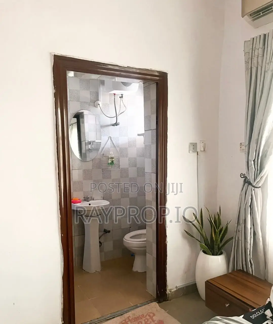 Studio Shortlet in Ajah in Lekki Gardens Estate