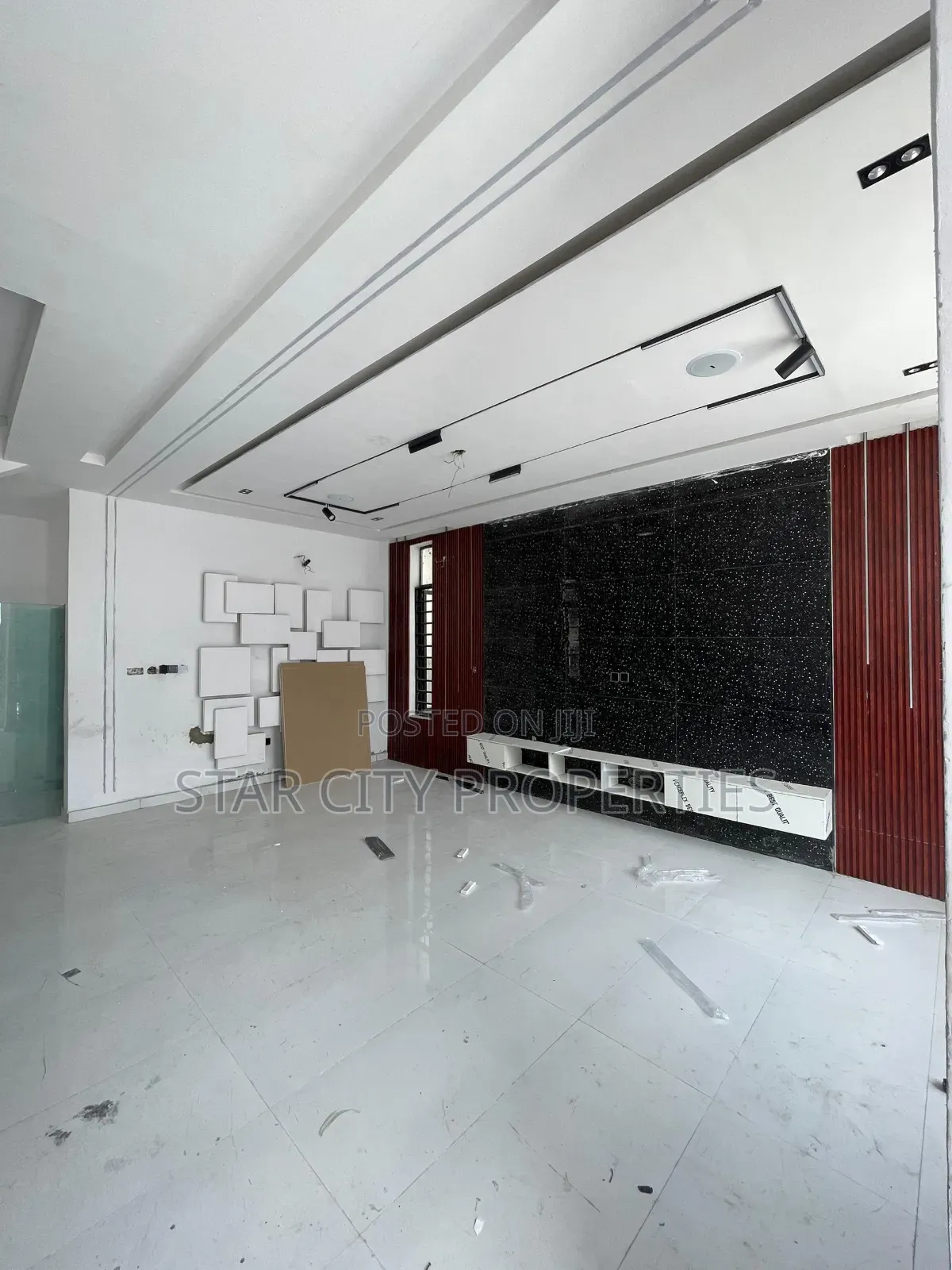 5bdrm House in Orchid Estate, Lekki for sale in Lekki