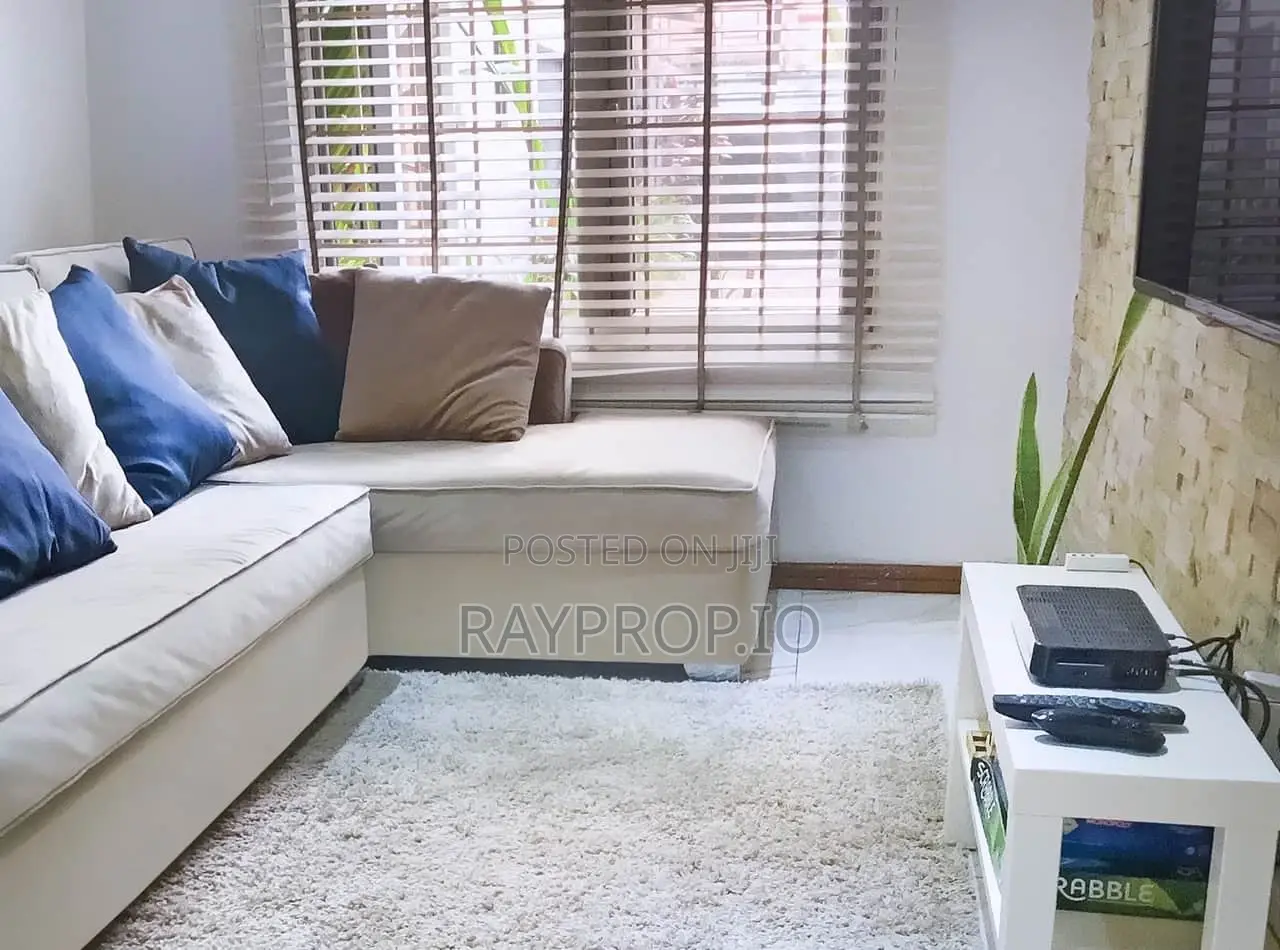 1 Bedroom Shortlet in Lekki Phase 1 in Lekki Phase 1