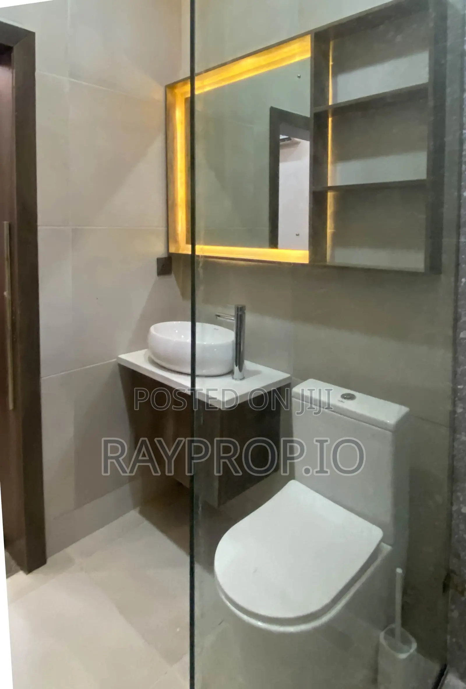 Studio Shortlet in Lekki Phase 1 in Lekki Phase 1