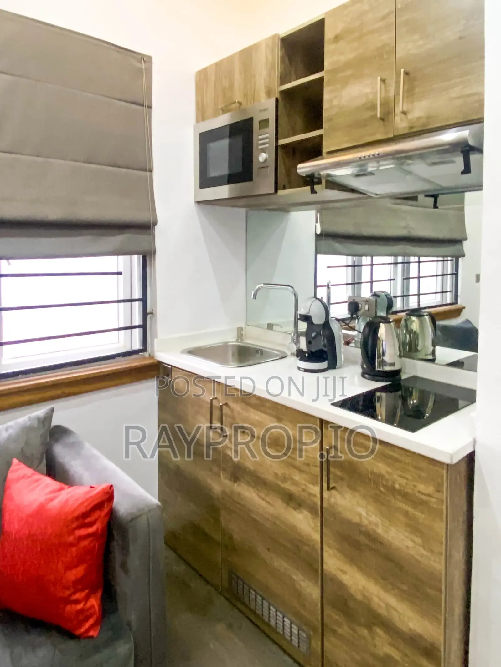 1 Bedroom Shortlet in Lekki Phase 1 in Lekki Phase 1