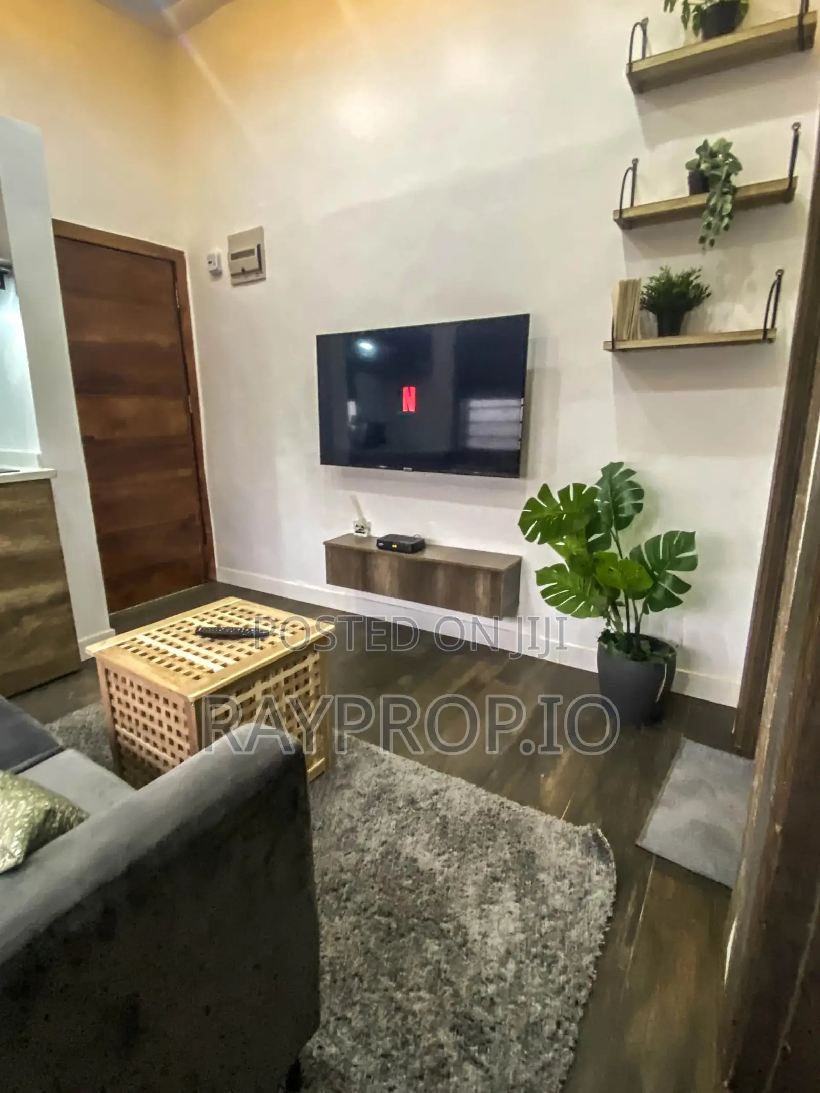 1 Bedroom Shortlet in Lekki Phase 1 in Lekki Phase 1