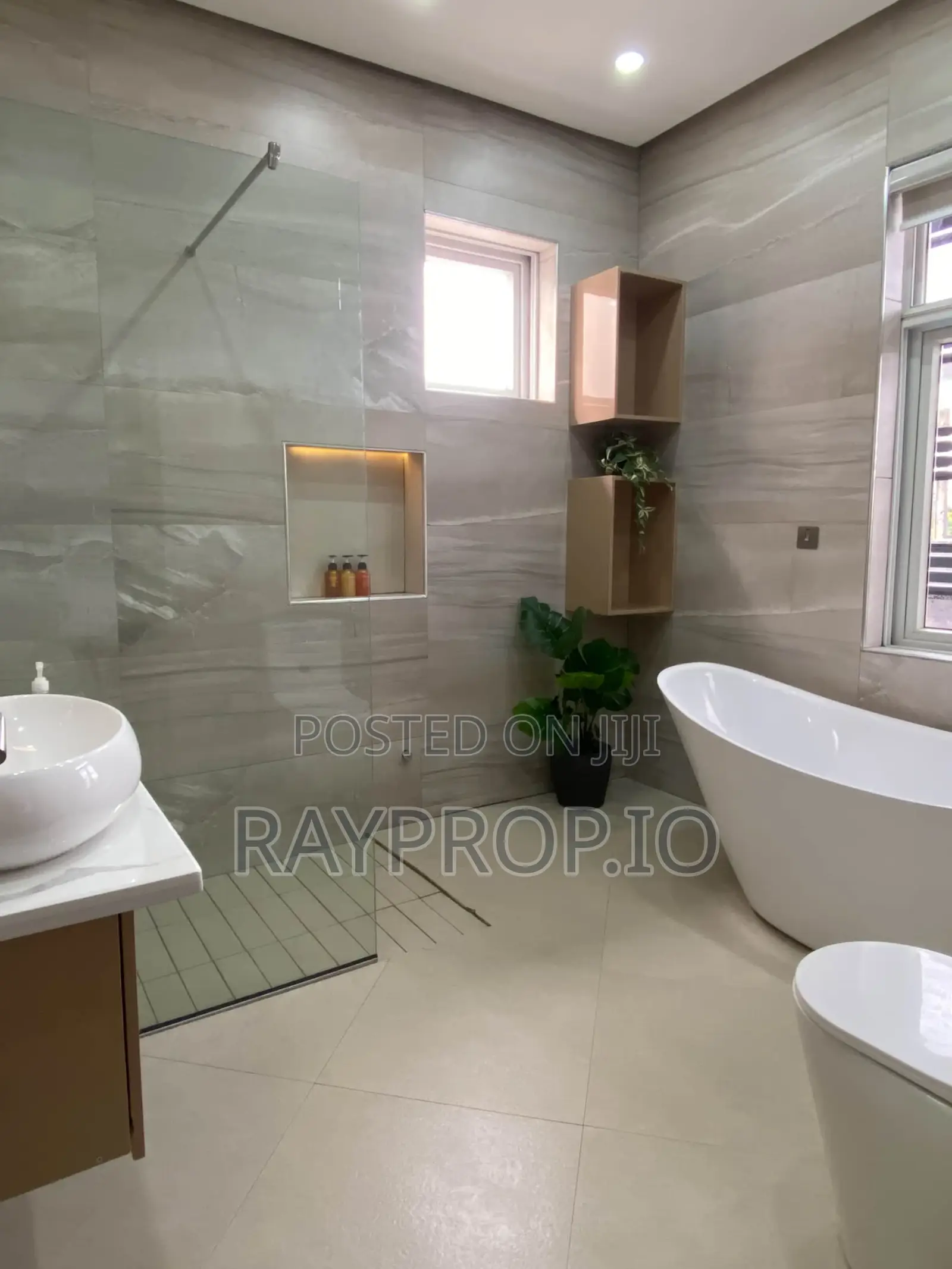 1 Bedroom Shortlet in Lekki Phase 1 in Lekki Phase 1