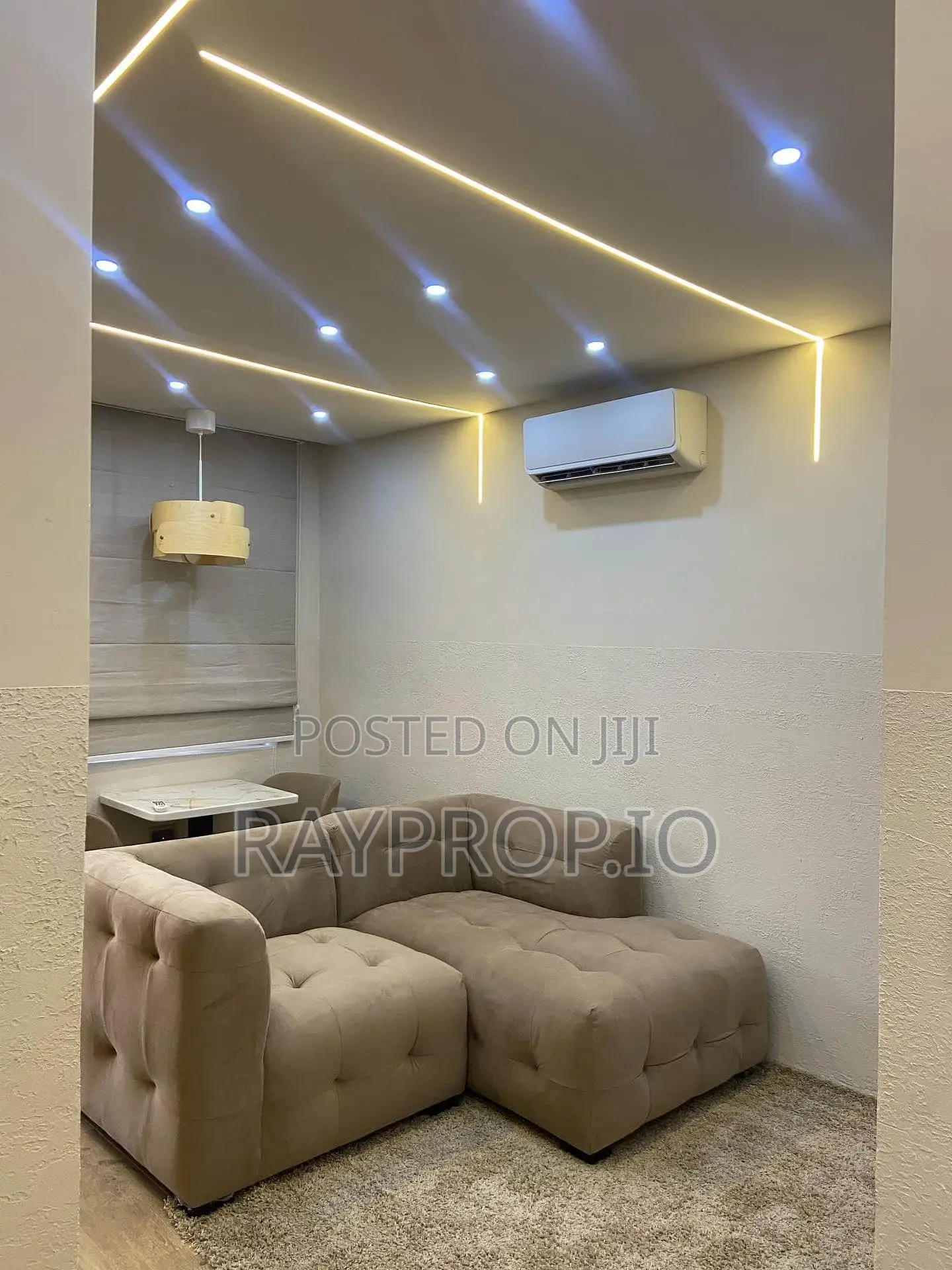 219826kx - 1 Bedroom Shortlet in Lekki Phase 1 in Lekki Phase 1