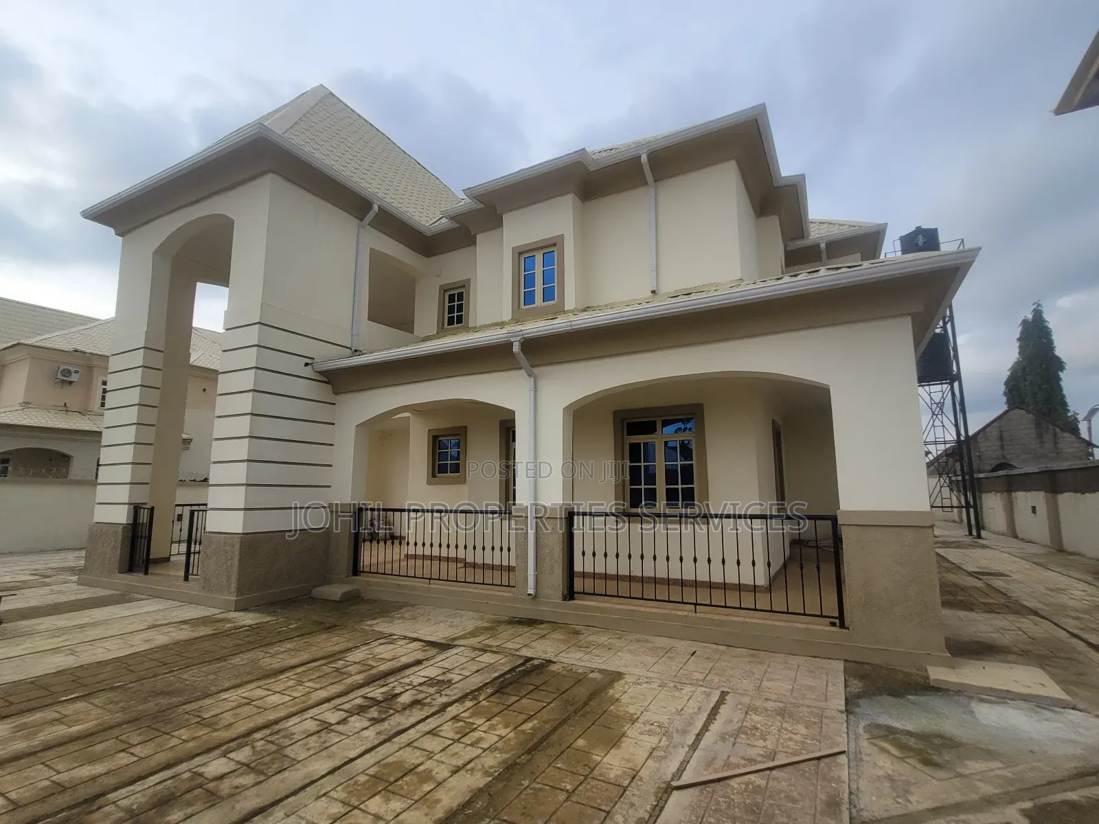 4bdrm Duplex in Dakwo District for rent in Dakwo District