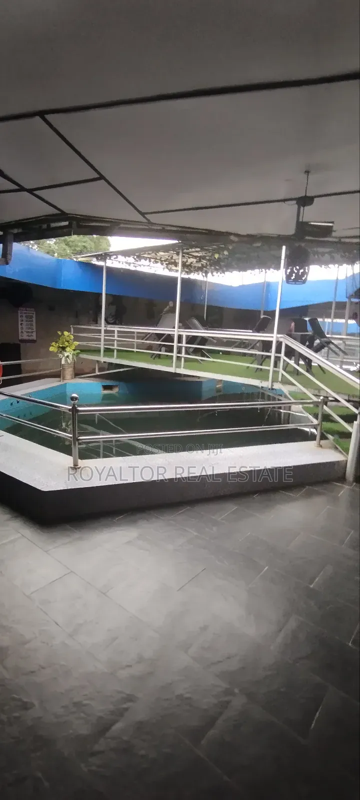 Standard 50 Rooms Hotel With Swimming Pool in Benin City
