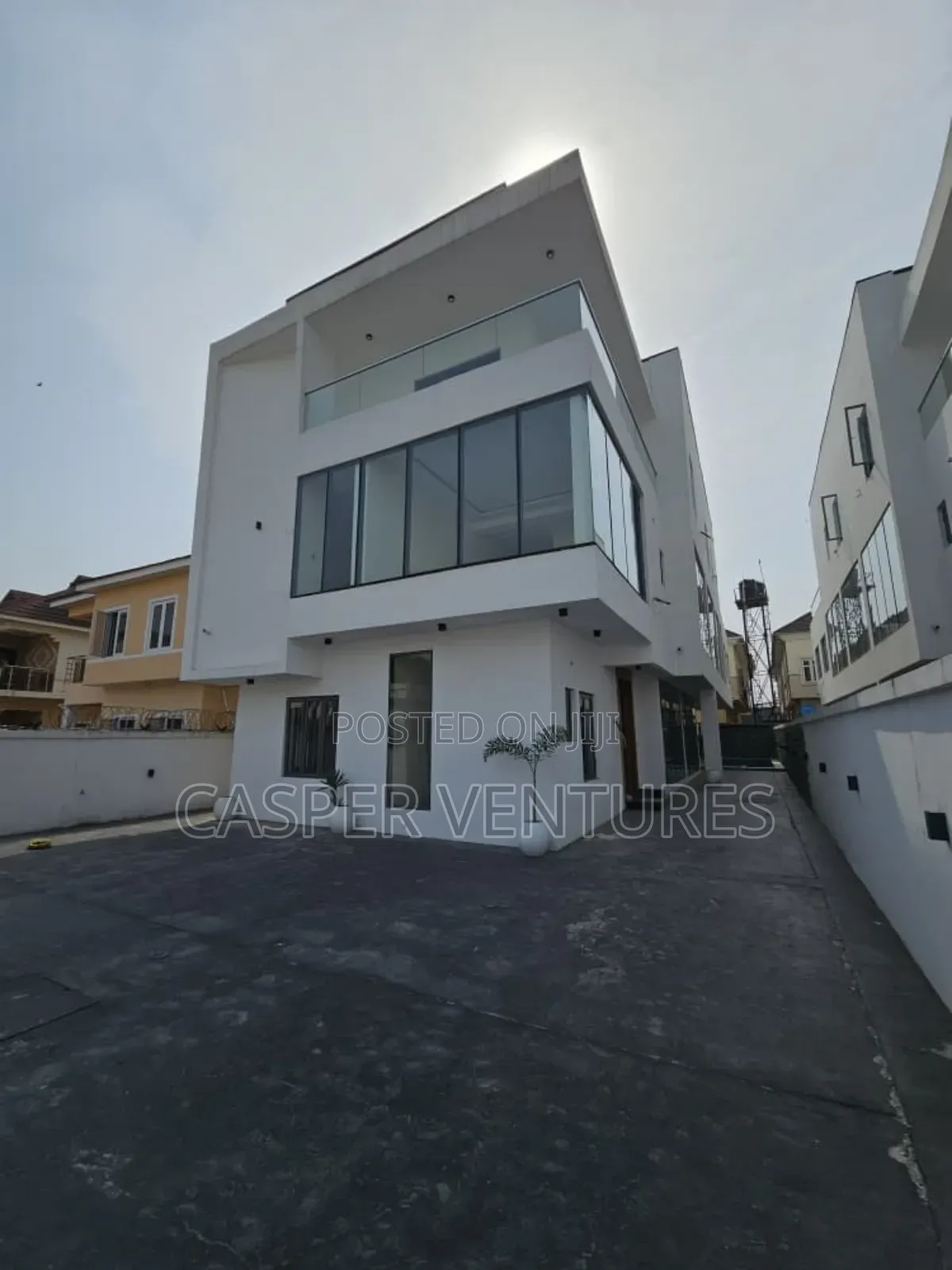 6bdrm Duplex in Chris Madueke, Lekki Phase 1 for sale in Lekki Phase 1