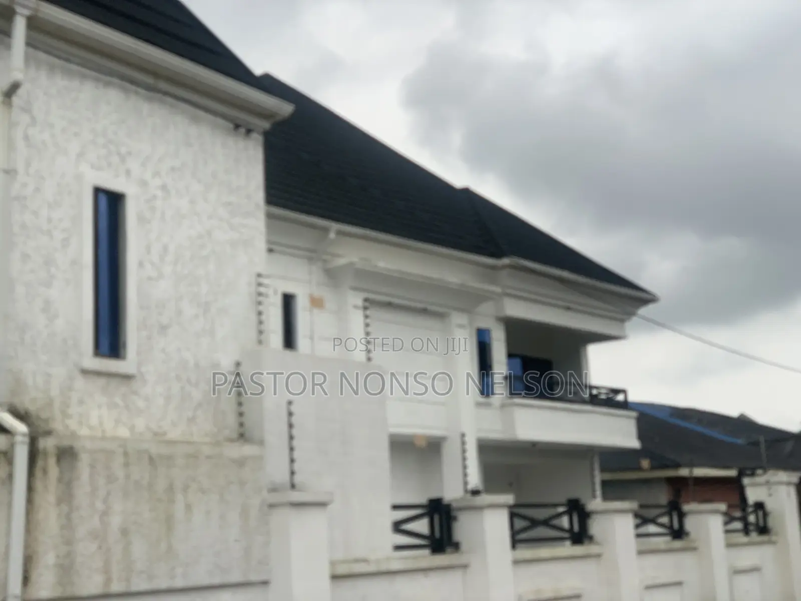 5bdrm Duplex in Layout, Owerri for sale in Owerri