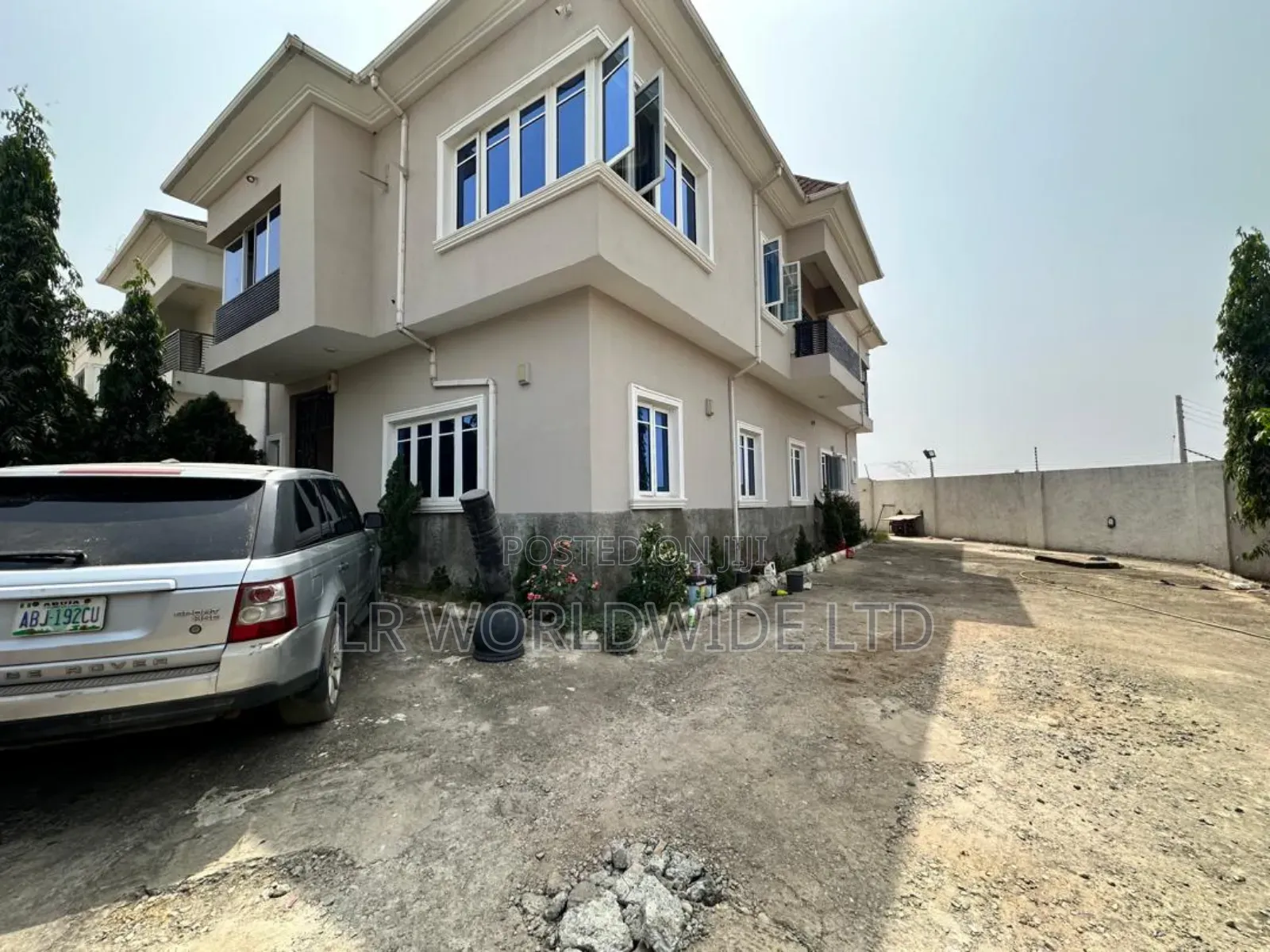 4bdrm Duplex in Lugbe District for sale in Lugbe District