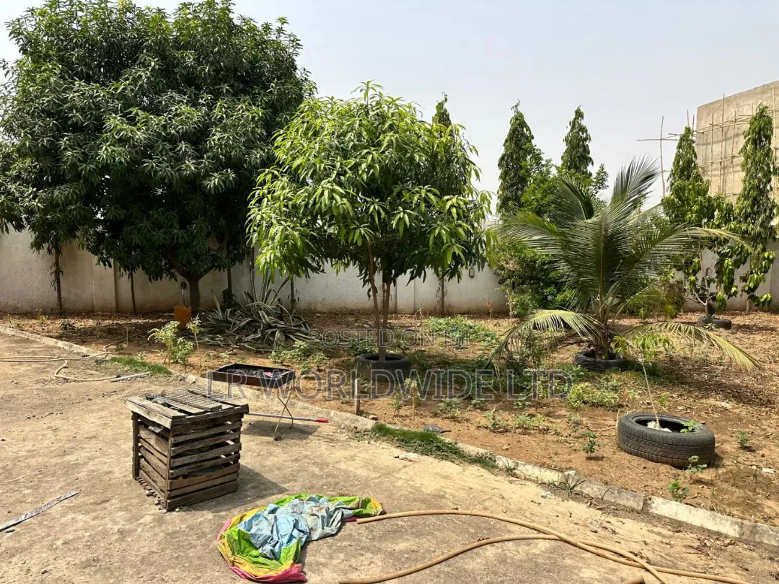 4bdrm Duplex in Lugbe District for sale in Lugbe District