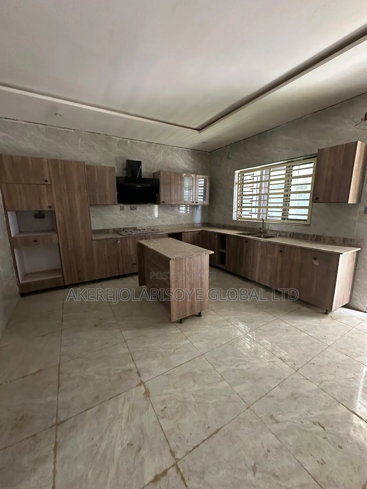 5bdrm Duplex in Close To Stella for rent in Life Camp