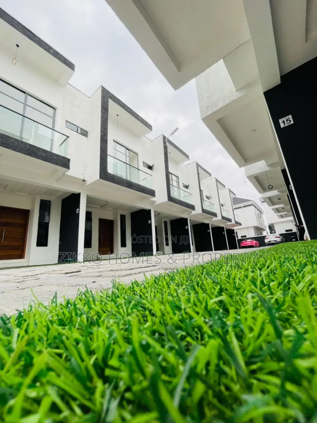 3bdrm Townhouse/Terrace in Ikota, Lekki for sale in Lekki