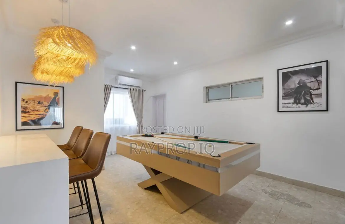 4 Bedroom Shortlet in Lekki Phase 1 in Lekki Phase 1