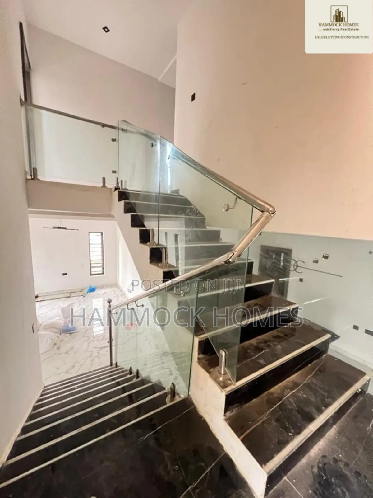 4bdrm Duplex in Chief Lateef Oyelade, Oluyole Estate for sale in Oluyole Estate