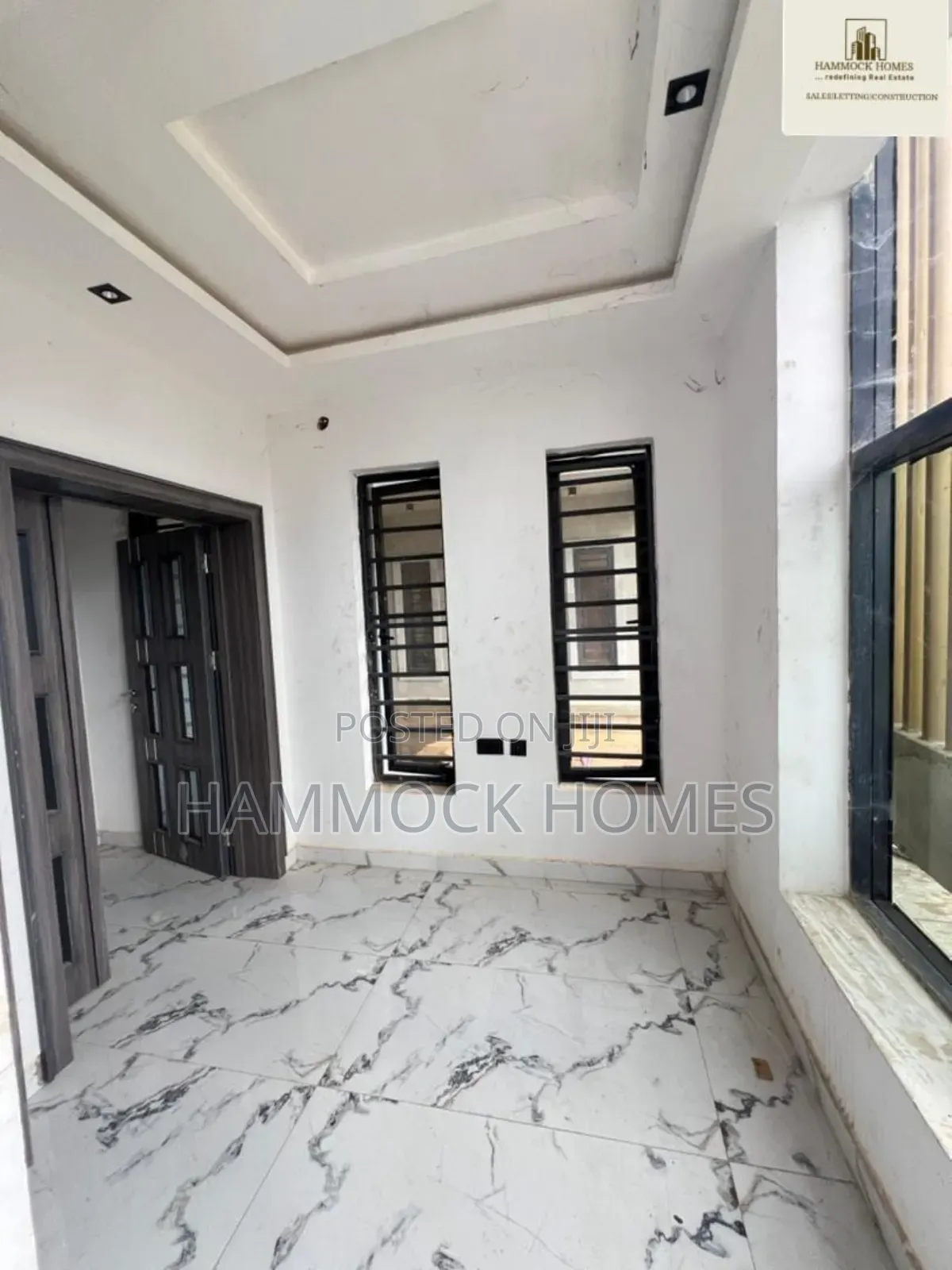 4bdrm Duplex in Chief Lateef Oyelade, Oluyole Estate for sale in Oluyole Estate