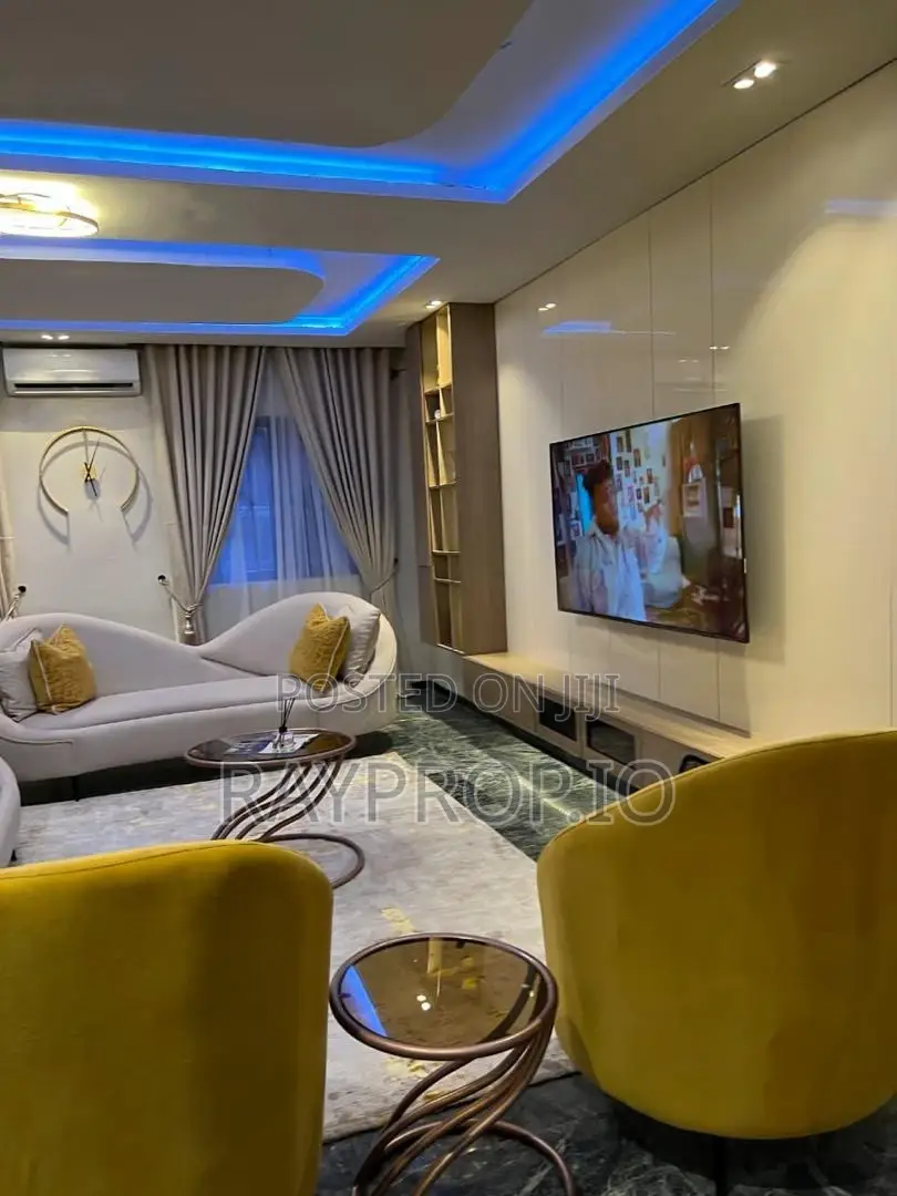 287291sz - 2 Bedroom Shortlet in Magodo in GRA Phase 2 Shangisha