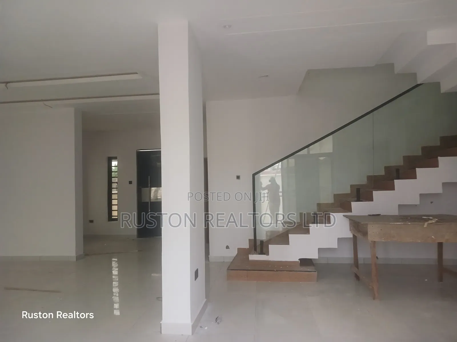 5bdrm Duplex in Ibadan for sale in Ibadan