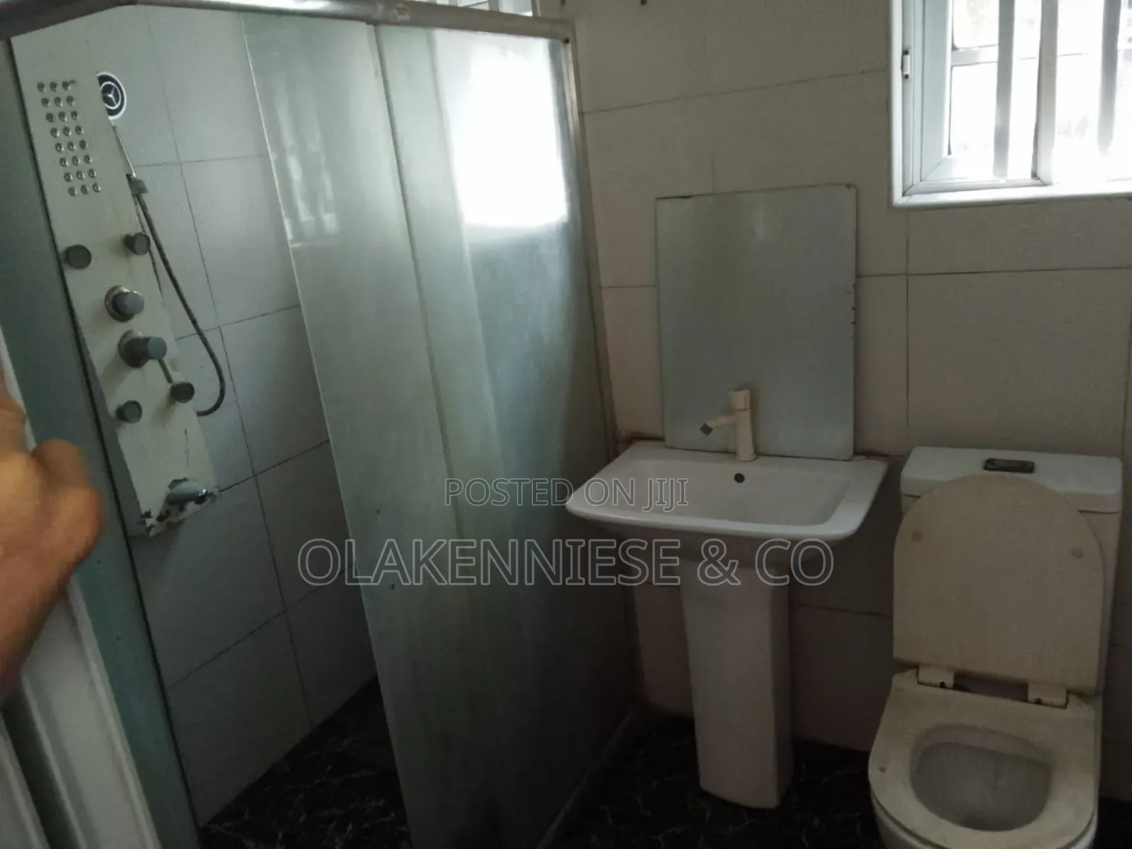 232sqm Open Plan Office Space in Yaba