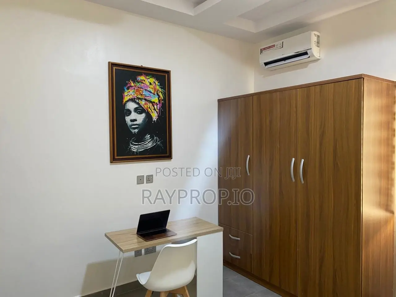 3 Bedroom Shortlet in Surulere in Ojuelegba