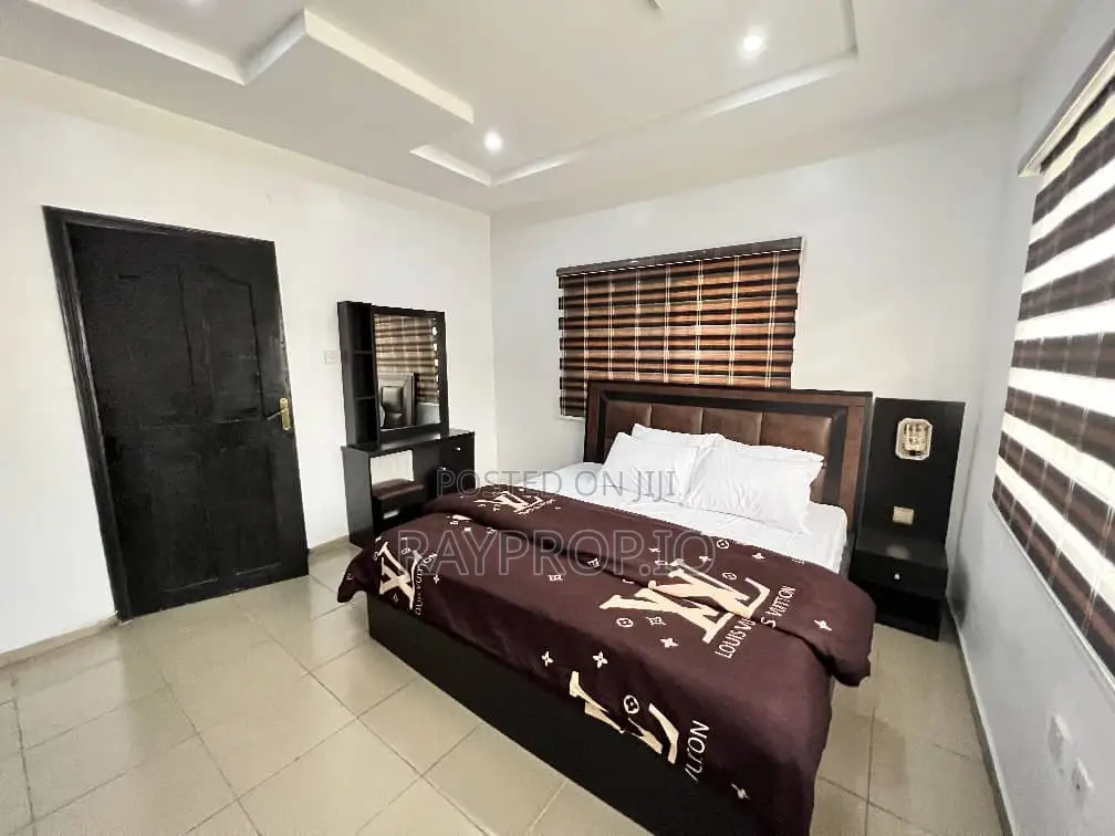 980762fg - 3 Bedroom Shortlet in Ajao Estate in Airport Road / Ikeja