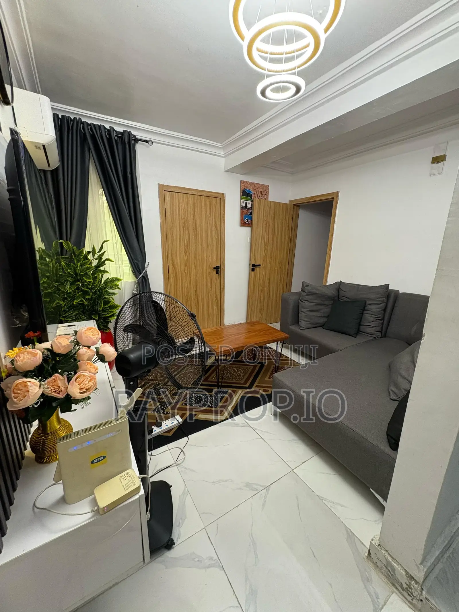 067680cq - 1 Bedroom Shortlet in Yaba in Akoka