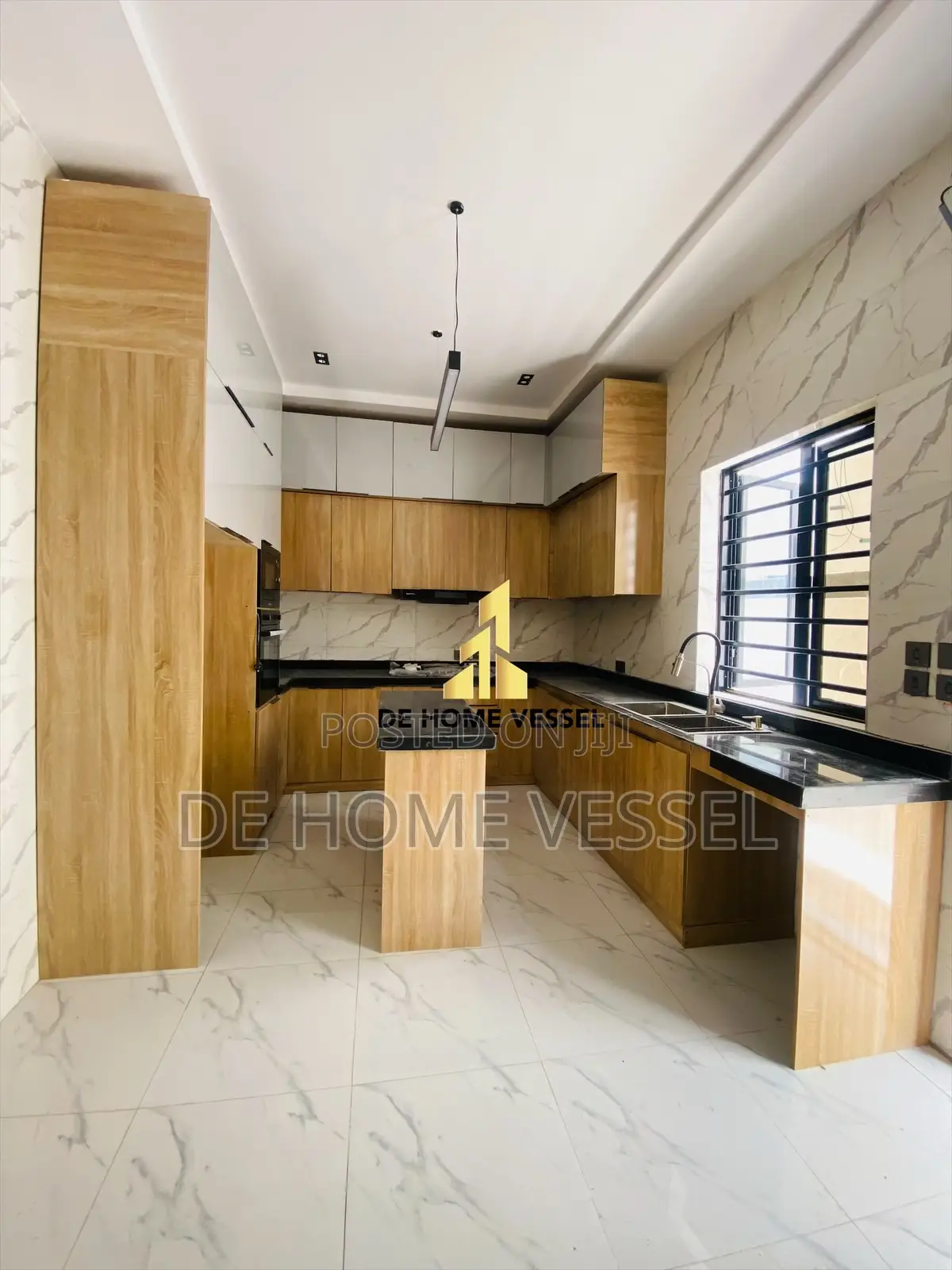 4bdrm Duplex in Lekki for sale in Lekki