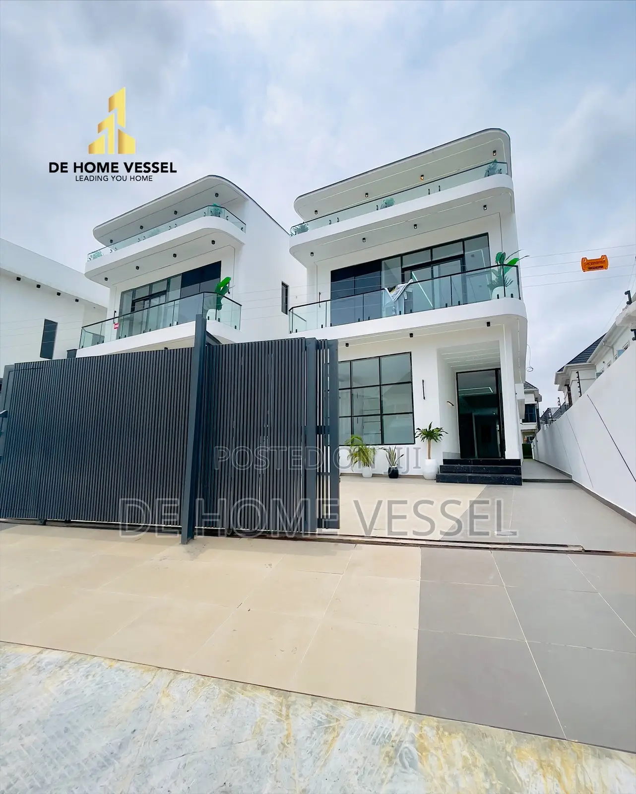 5bdrm Duplex in Lekki for sale in Lekki